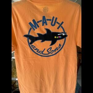 Maui and Sons T-shirt Mens S Mango Vintage Shark Logo Surfer Casual NWT